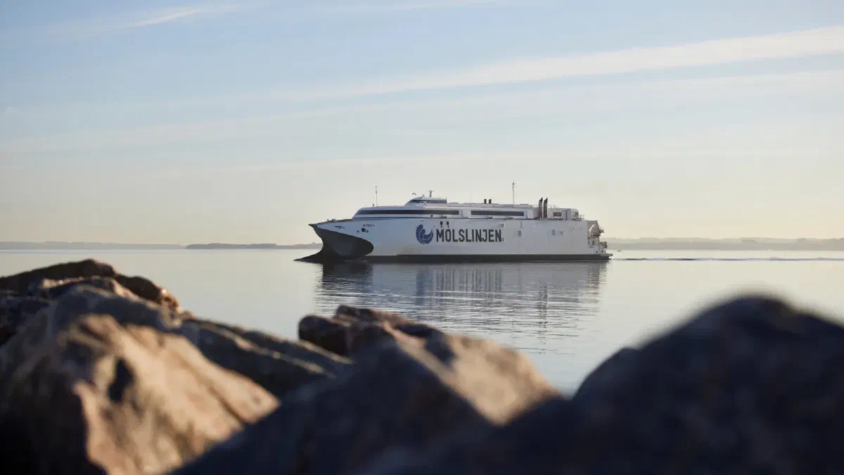Molslinjen ferry